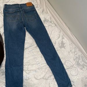 Levi mile high super skinny